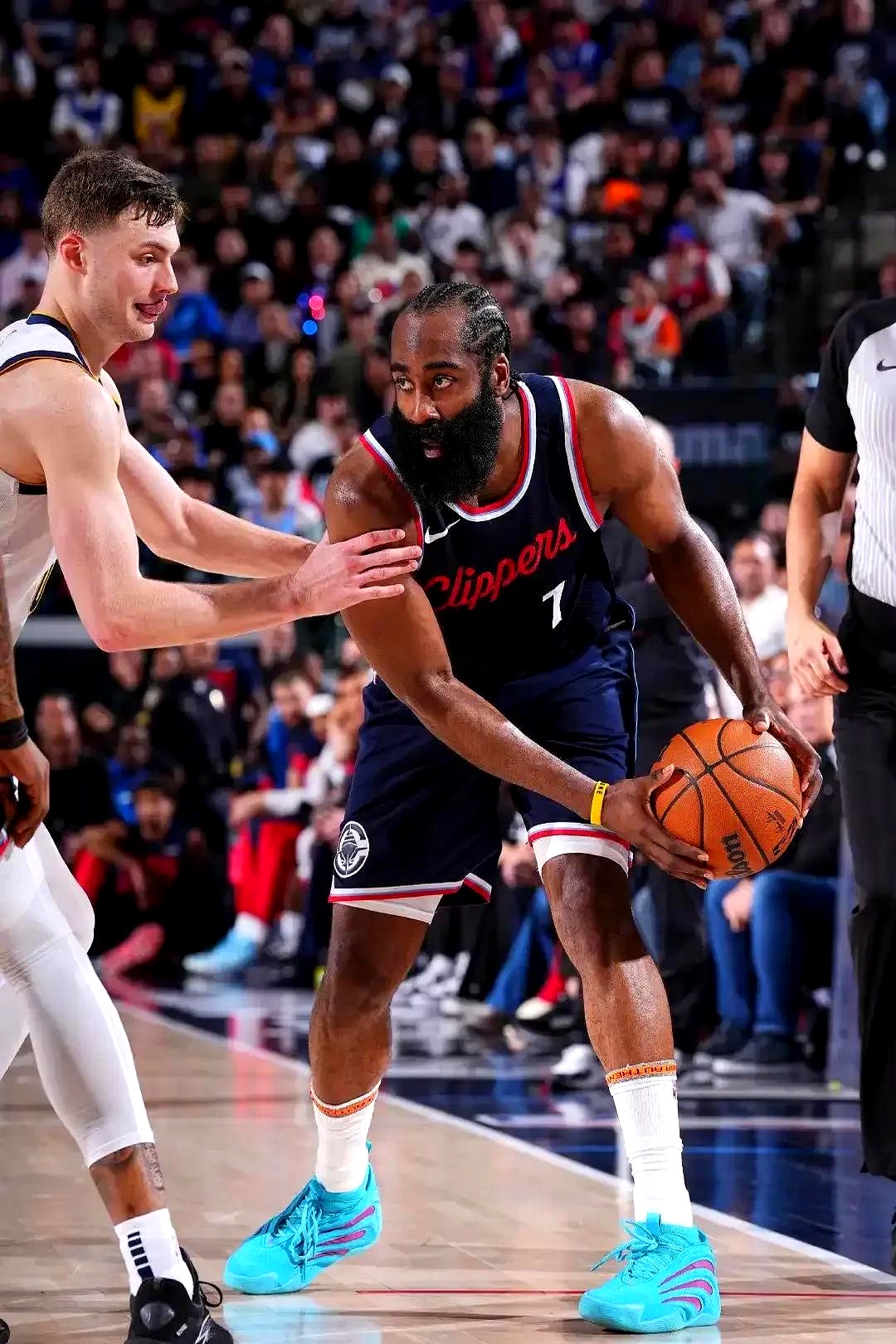 关于赛地聚焦——NBA总决赛清晨热度飙升，丹佛掘金伤情更新，气氛紧张，心理建设被强调的信息