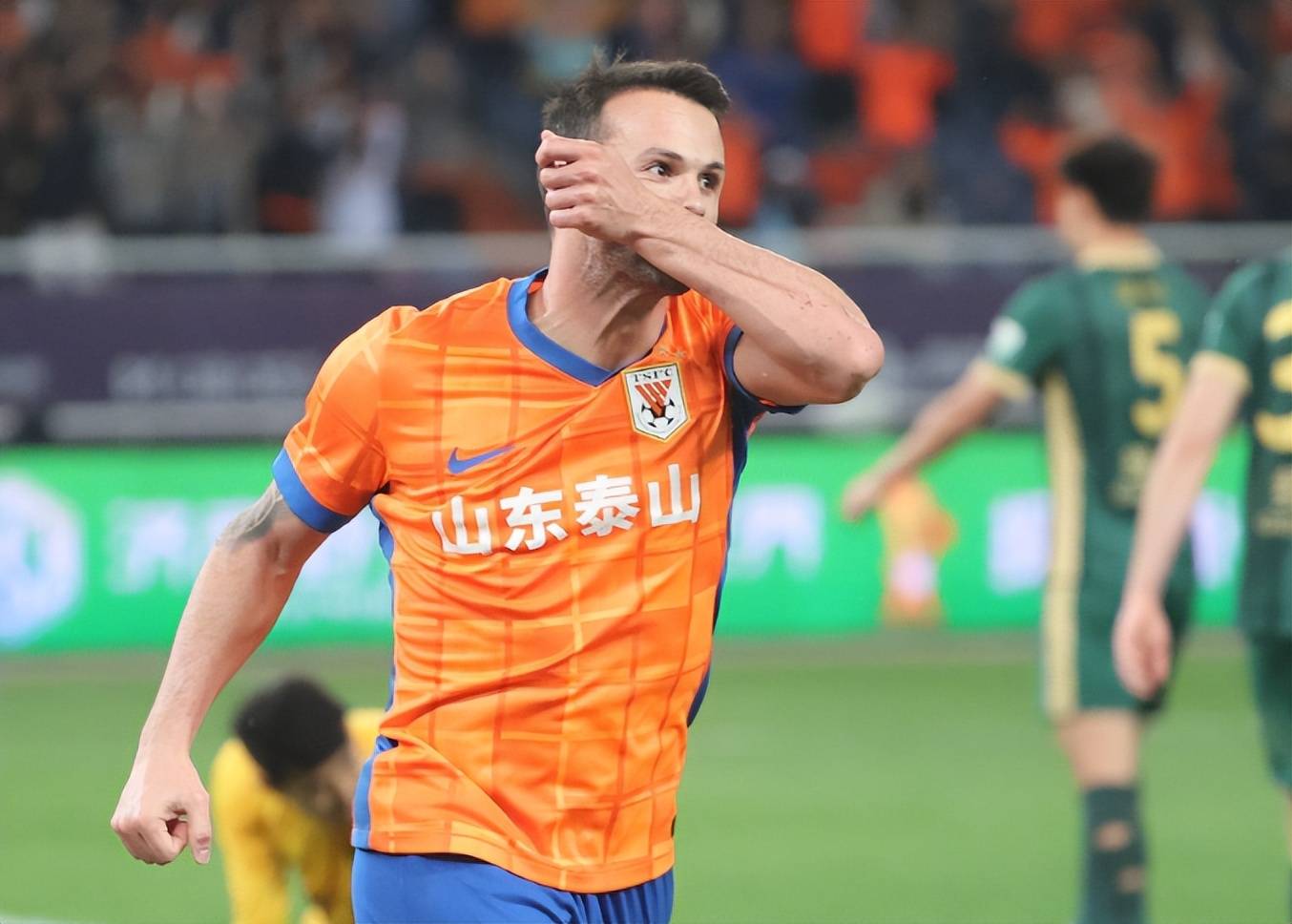 山东男篮不开空调