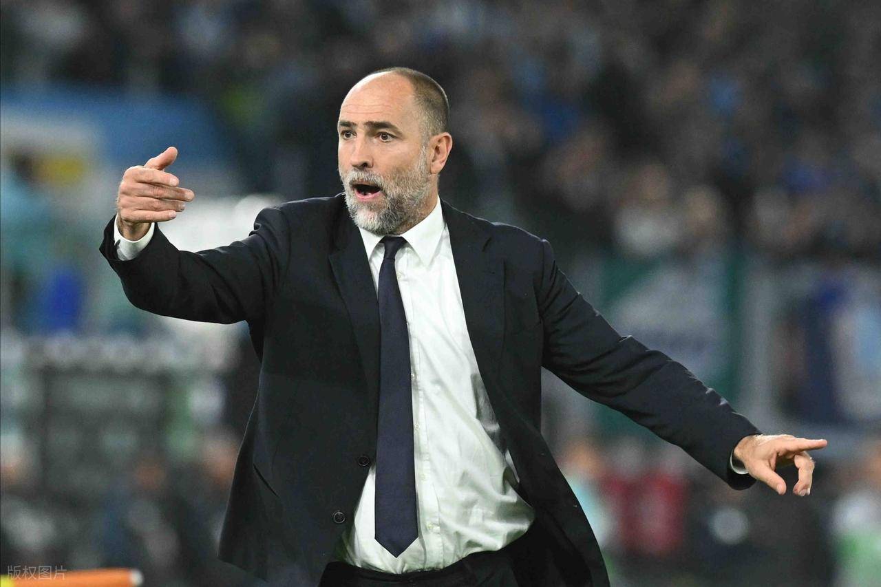 今晨尤文图斯调整名单以备欧冠，战术微调环节打磨，目标明确，心理建设被强调的简单介绍