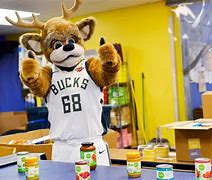 密尔沃基雄鹿队官网