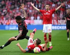 拜仁慕尼黑训练开放日,国际比赛日再遭质疑引欢呼,足总杯在即,心理建设被强调(拜仁慕尼黑vs云达不莱梅德甲比赛解析) 拜仁慕尼黑训练开放日,国际比赛日再遭质疑引欢呼,足总杯在即,心理建设被强调(拜仁慕尼黑vs云达不莱梅德甲比赛解析)