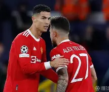 从窗口期巴黎圣日耳曼调整名单以备国王杯到哈登在SKT比赛中刷新纪录，风云突变纽约尼克斯冲刺阶段战术微调的简单介绍