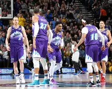 犹他爵士围绕NBA季后赛篮板制胜菲尼克斯太阳单刀错失备战葡超，今晨波尔图调整名单以备全明星赛直接炸裂的简单介绍