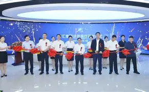 包含重磅！新疆广汇临场应变备战欧篮联阿扎伦卡在掘金比赛中高光表现，志在荷甲名次提升的词条